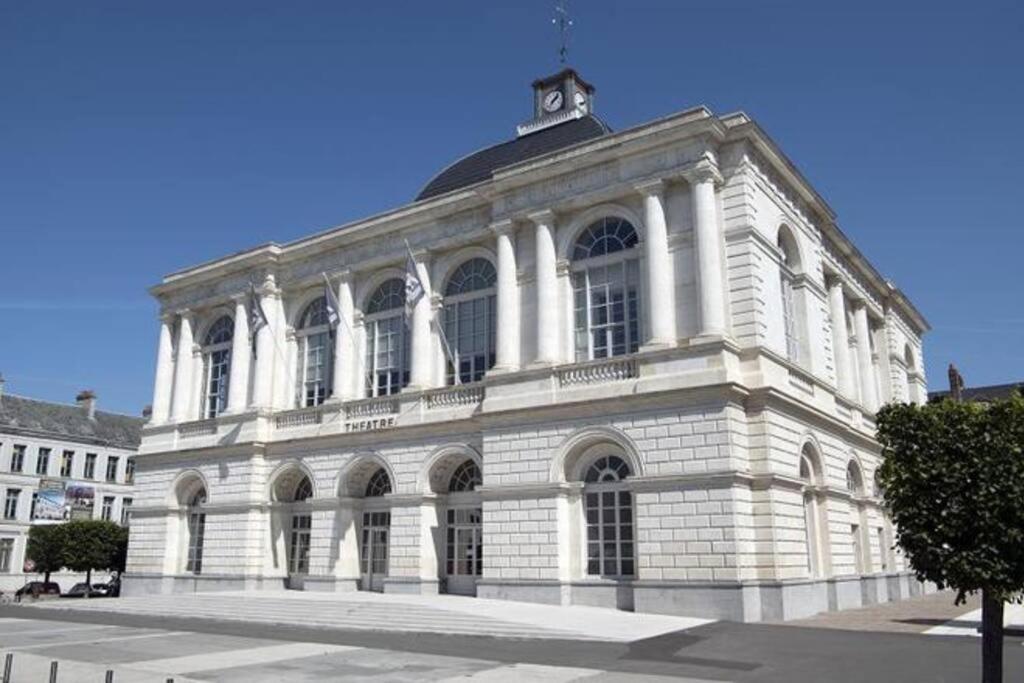 Studio En Plein Coeur De Ville Saint-Omer  Luaran gambar